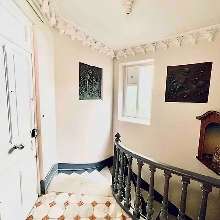 公寓 Joli Avec Jardin, 2 Chambres, Centre De