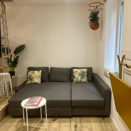 Apartment Bel Avec Toit-terrasse, 2 Chambres, Centre De